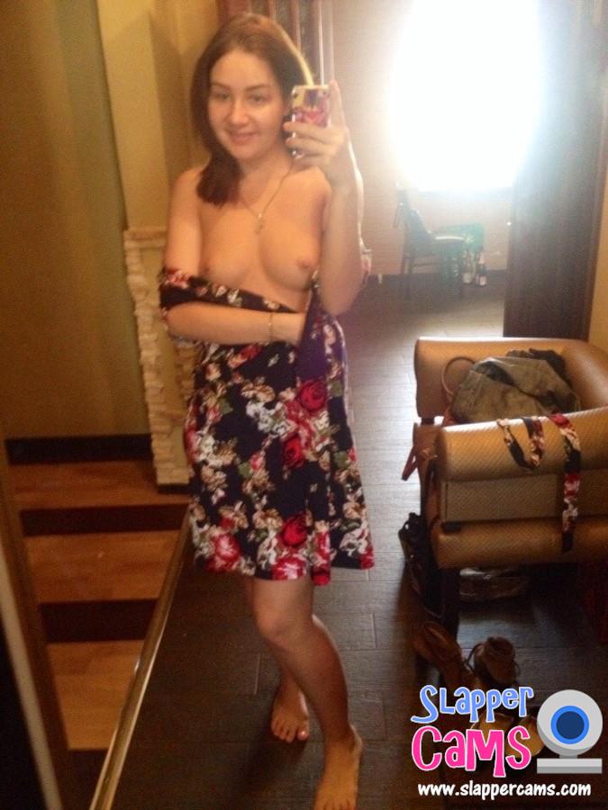 675px x 900px - Aussie cam girl likes shares her up skirt no panties pics on ...